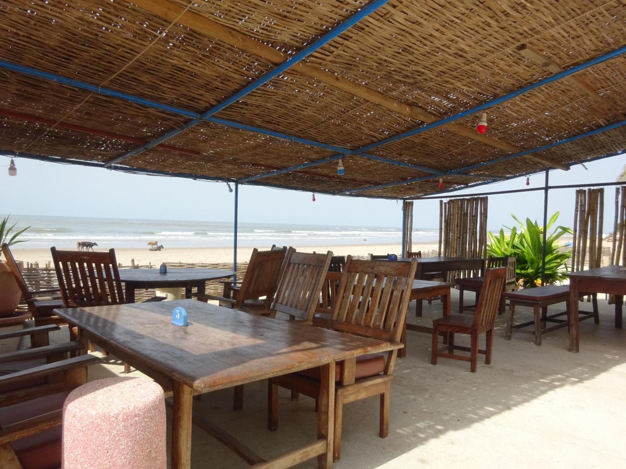 Hotel Du Bar De La Mer Cap Skirring Kabrousse Екстериор снимка